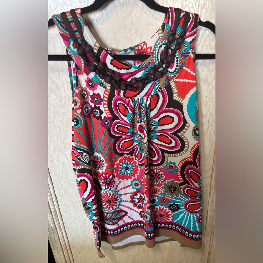 RQT‎ Floral Sleeveless Blouse Boho 70s Inspired